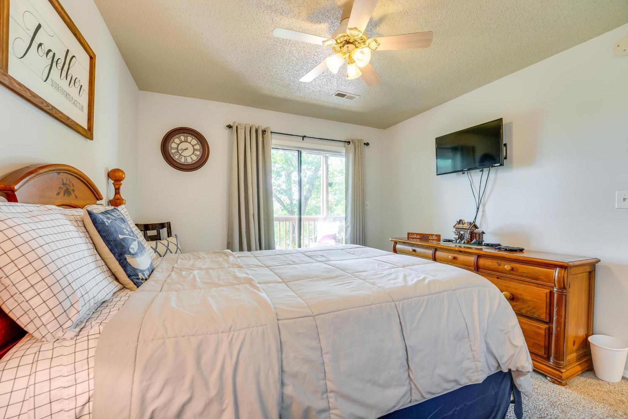 Reed Springs Condo With Furnished Deck And Pool Access Reeds Spring المظهر الخارجي الصورة