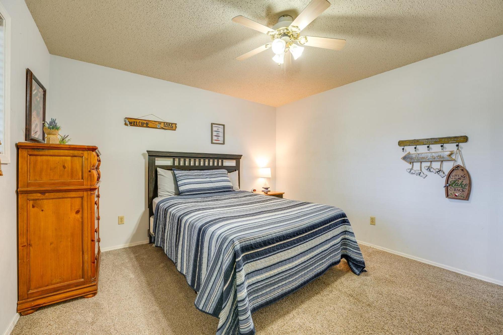 Reed Springs Condo With Furnished Deck And Pool Access Reeds Spring المظهر الخارجي الصورة