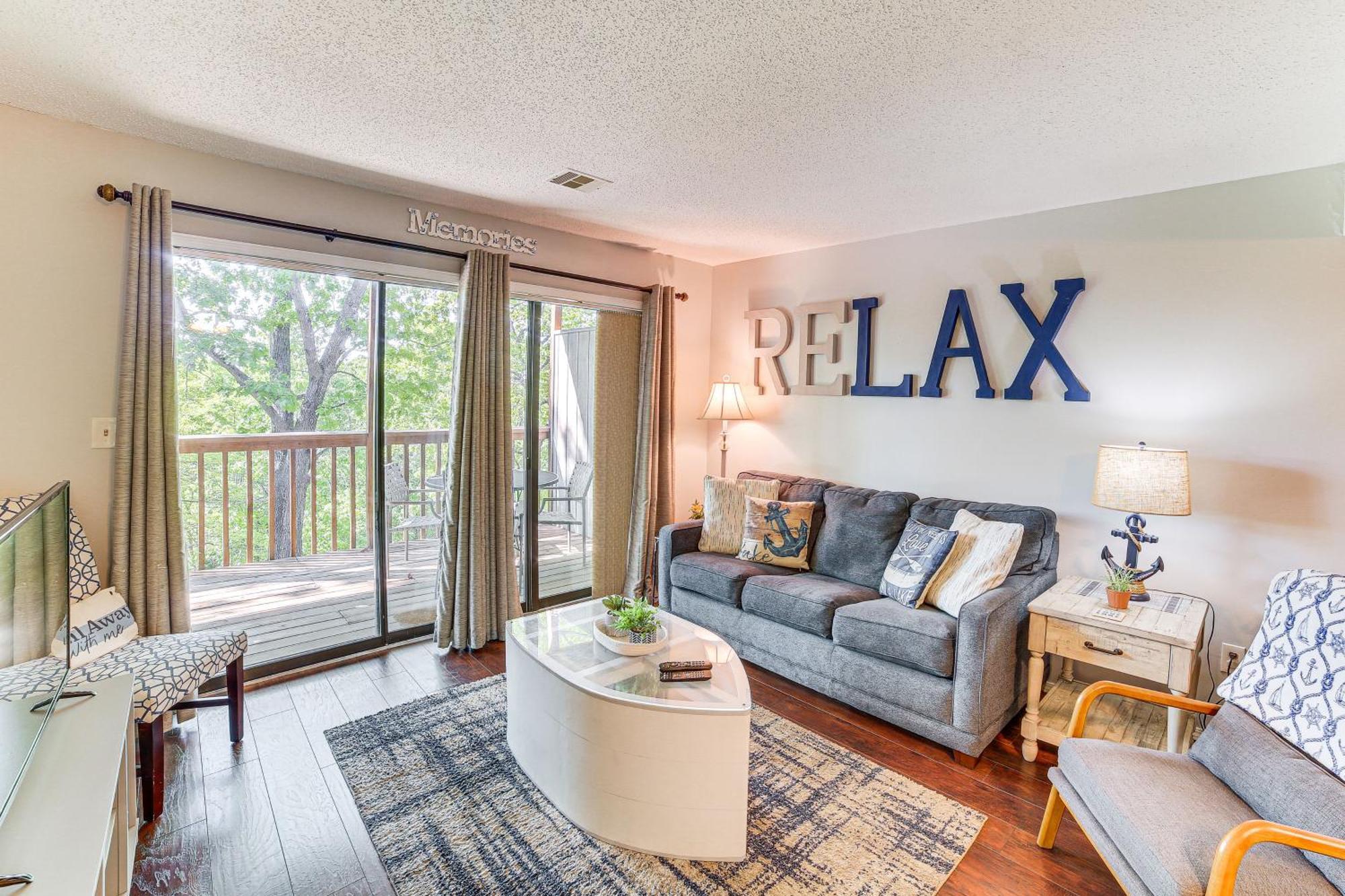 Reed Springs Condo With Furnished Deck And Pool Access Reeds Spring المظهر الخارجي الصورة