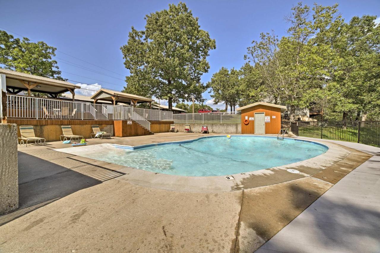 Reed Springs Condo With Furnished Deck And Pool Access Reeds Spring المظهر الخارجي الصورة